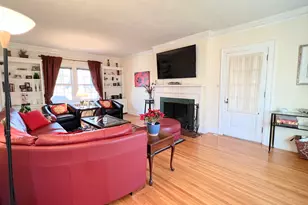 2037 Clinton St, Rockford, IL 61103 - Photo 10