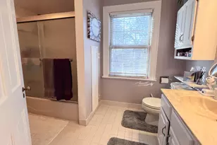 2037 Clinton St, Rockford, IL 61103 - Photo 18