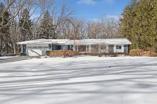 1102 Dennis Ln, Elgin, IL 60120 - Photo 24