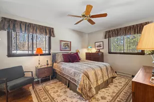 1102 Dennis Ln, Elgin, IL 60120 - Photo 14