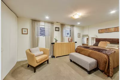 664 N Peoria Street #N, Chicago, IL 60642 - Photo 16