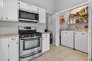 1412 Bar Harbour Rd, Aurora, IL 60504 - Photo 18