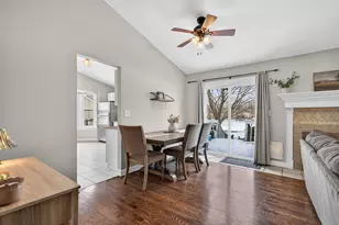 1412 Bar Harbour Rd, Aurora, IL 60504 - Photo 12