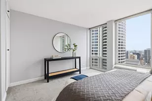 111 E Chestnut St, Chicago, IL 60611 - Photo 30