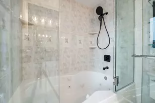 111 E Chestnut St, Chicago, IL 60611 - Photo 24