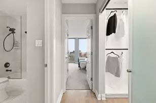 111 E Chestnut St, Chicago, IL 60611 - Photo 26