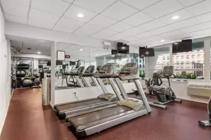 111 E Chestnut St, Chicago, IL 60611 - Photo 44