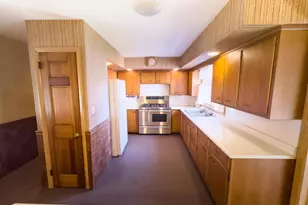 308 S Jackson St, Flanagan, IL 61740 - Photo 12