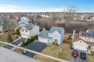 2010 N Nicole Ln, Round Lake Beach, IL 60073 - Photo 42