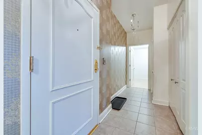 1 Itasca Place #412, Itasca, IL 60143 - Photo 8