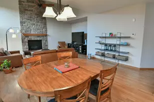 5386 99th St, Pleasant Prairie, WI 53158 - Photo 6