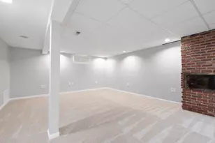 8818 Fairway Dr, Orland Park, IL 60462 - Photo 12