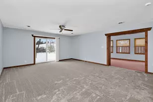 212 Glengary Dr, Bolingbrook, IL 60440 - Photo 4