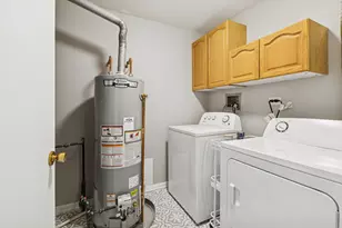 9166 Clairmont Ct, Orland Park, IL 60462 - Photo 10