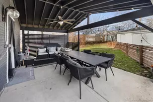 950 2nd Ave, Aurora, IL 60505 - Photo 4