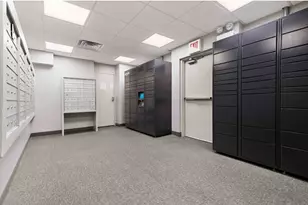 420 W Belmont Ave, Chicago, IL 60657 - Photo 32