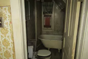 2943 W 25th Pl, Chicago, IL 60623 - Photo 8