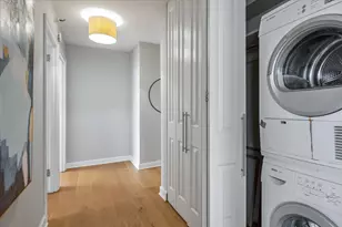 10 E Ontario St, Chicago, IL 60611 - Photo 18