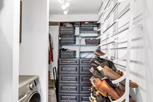 450 W Briar Pl, Chicago, IL 60657 - Photo 16