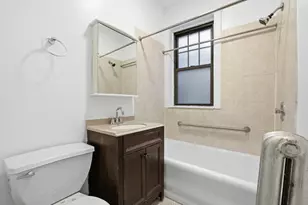 2336 W Addison St, Chicago, IL 60618 - Photo 6