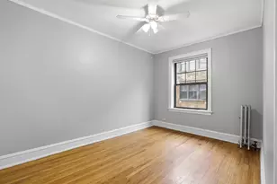 2336 W Addison St, Chicago, IL 60618 - Photo 8