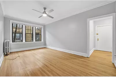 2336 W Addison Street #i2, Chicago, IL 60618 - Photo 2