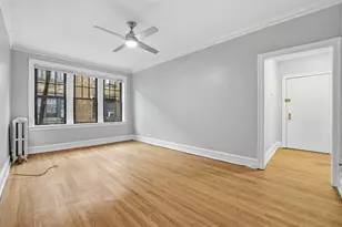 2336 W Addison St, Chicago, IL 60618 - Photo 2