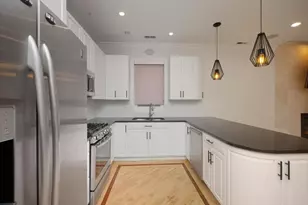 1523 W Huron St, Chicago, IL 60642 - Photo 4