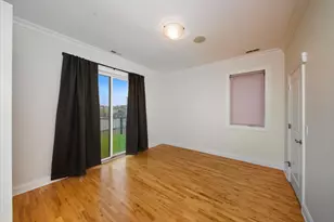 1523 W Huron St, Chicago, IL 60642 - Photo 6