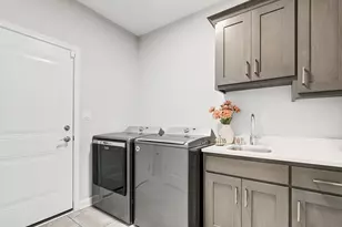 14277 Lacey Dr, Lemont, IL 60439 - Photo 16