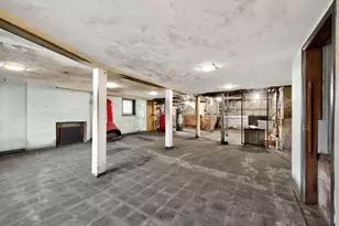 5832 N Sacramento Ave, Chicago, IL 60659 - Photo 18