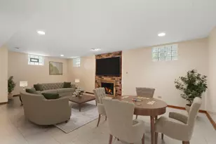 9617 Brandt Ave, Oak Lawn, IL 60453 - Photo 14