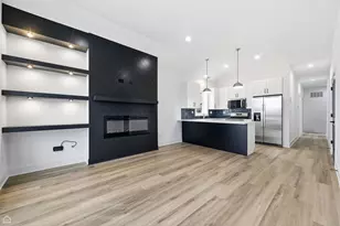 861 E 63rd Pl, Chicago, IL 60637 - Photo 4