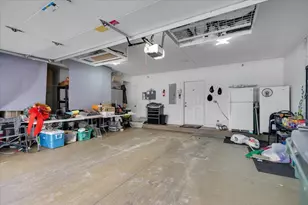 1923 Lynn Cir, Libertyville, IL 60048 - Photo 22