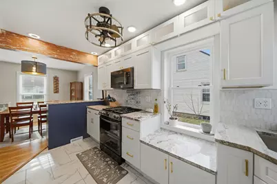 710 E 16th Street, Sterling, IL 61081 - Photo 6