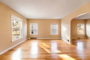 18052 Wentworth Ave, Lansing, IL 60438 - Photo 4