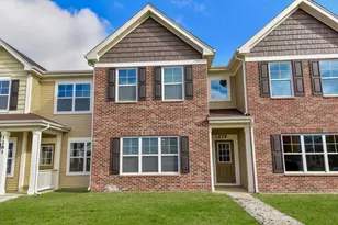 1060 Kilbery Ln, North Aurora, IL 60542 - Photo 1