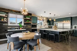 7844 Northwoods Ct, Frankfort, IL 60423 - Photo 10