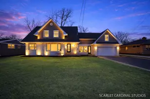 774 N Kenilworth Ave, Glen Ellyn, IL 60137 - Photo 1