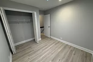 744 W Gordon Terrace, Chicago, IL 60613 - Photo 12