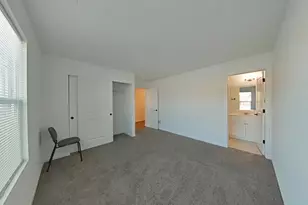 4303 Chelsea Mnr Cir, Aurora, IL 60504 - Photo 4