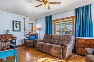 209 E Lafayette St, Ashkum, IL 60911 - Photo 4