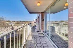 [Address not provided], Glenview, IL 60025 - Photo 22