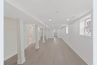 9419 S Saint Lawrence Avenue, Chicago, IL 60619 - Photo 32