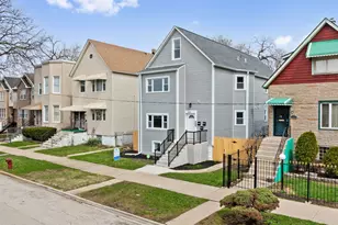 9419 S St Lawrence Ave, Chicago, IL 60619 - Photo 2
