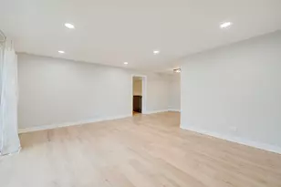 1426 Tonset Ln, Schaumburg, IL 60193 - Photo 6