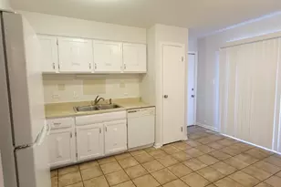 1424 Carol Ct, Palatine, IL 60074 - Photo 14