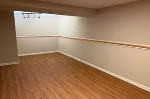 330 S Lakeshore Dr, Mundelein, IL 60060 - Photo 16