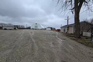 3303 E Exchange St, Crete, IL 60417 - Photo 32