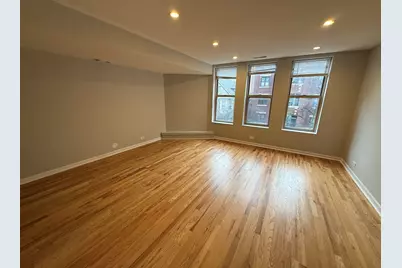 744 W Gordon Terrace #302, Chicago, IL 60613 - Photo 2